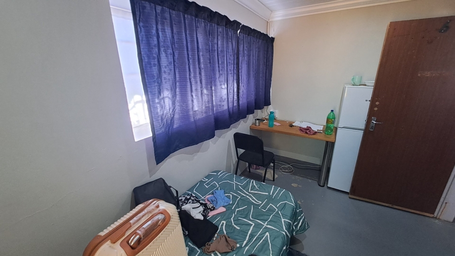 11 Bedroom Property for Sale in Brandwag Free State